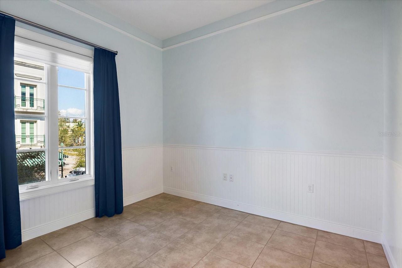 445 N Orange Avenue, Unit 210, Sarasota, FL 34236 Photo