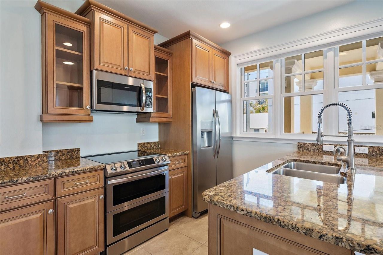 445 N Orange Avenue, Unit 210, Sarasota, FL 34236 Photo