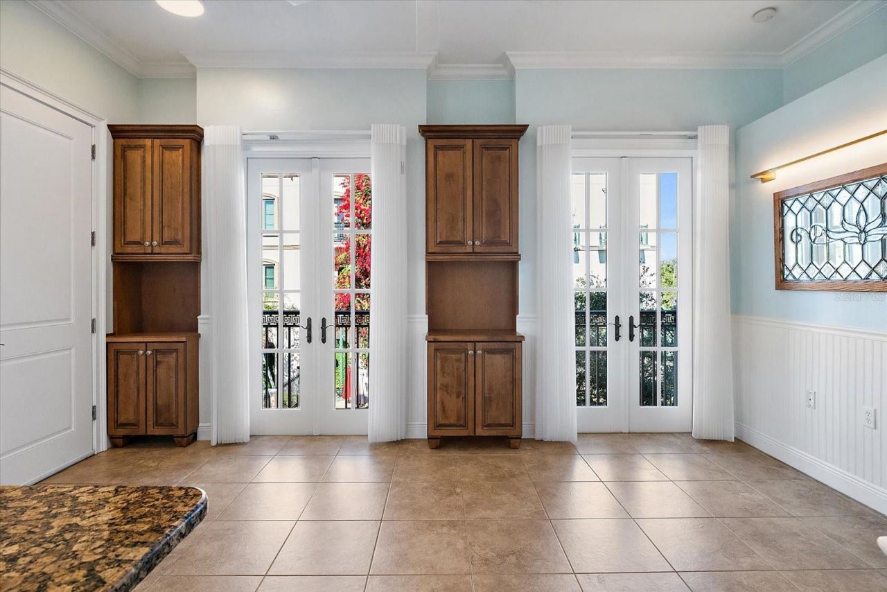 445 N Orange Avenue, Unit 210, Sarasota, FL 34236 Photo