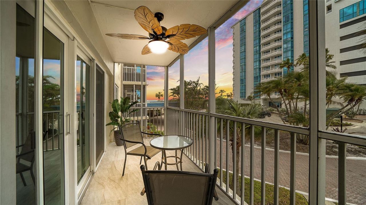 800 Benjamin Franklin Drive, Unit 202, Sarasota, FL 34236 Photo