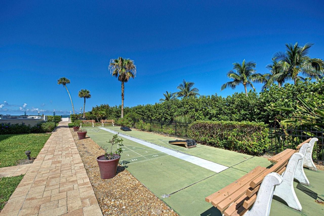 800 Benjamin Franklin Drive, Unit 202, Sarasota, FL 34236 Photo