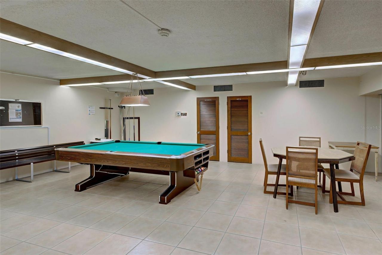 800 Benjamin Franklin Drive, Unit 202, Sarasota, FL 34236 Photo