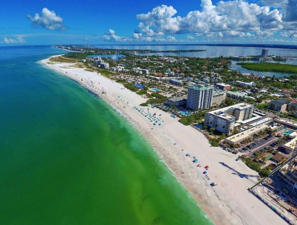 800 Benjamin Franklin Drive, Unit 202, Sarasota, FL 34236 Photo