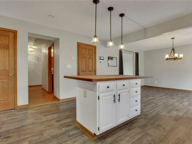 390 Spring Valley Drive, Zanesville, OH 43701 Photo 12