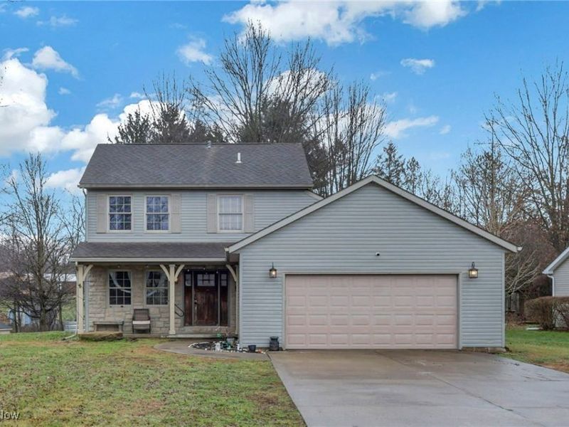 390 Spring Valley Drive, Zanesville, OH 43701 Photo 2