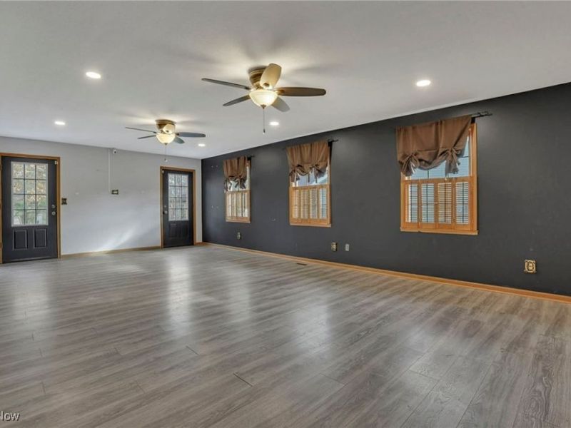 390 Spring Valley Drive, Zanesville, OH 43701 Photo 20