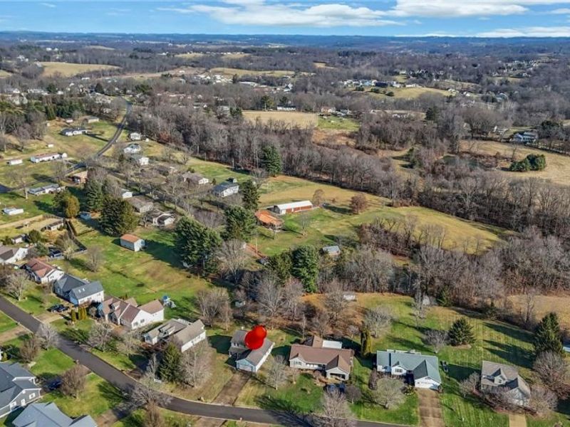 390 Spring Valley Drive, Zanesville, OH 43701 Photo 48