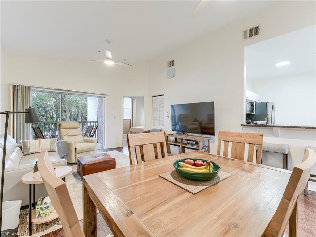 15433 Bellamar Cir, Unit 1025, Fort Myers, FL 33908 Photo
