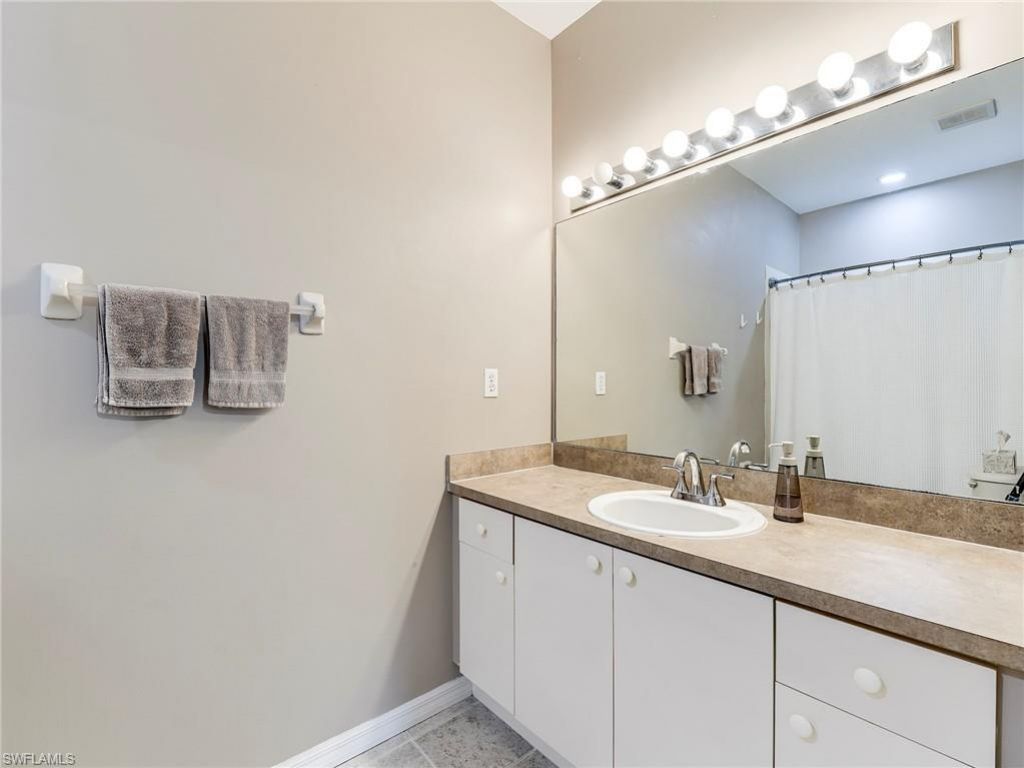 15433 Bellamar Cir, Unit 1025, Fort Myers, FL 33908 Photo