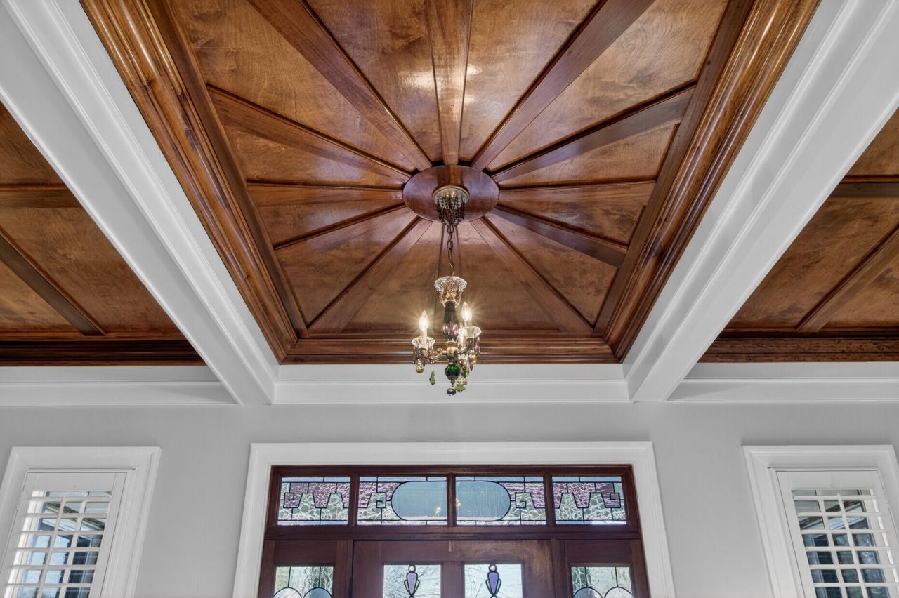 75 Delahow Street Photo 10