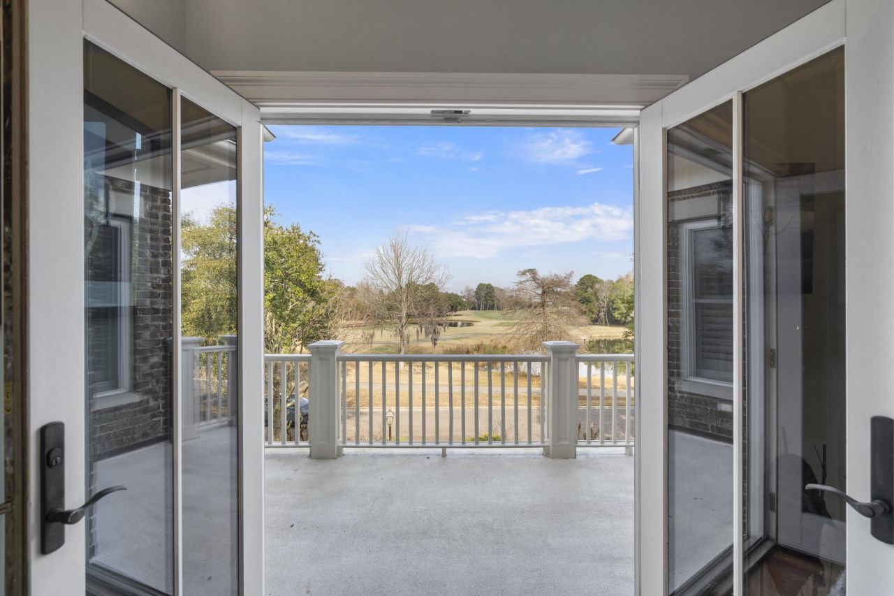 75 Delahow Street Photo 43