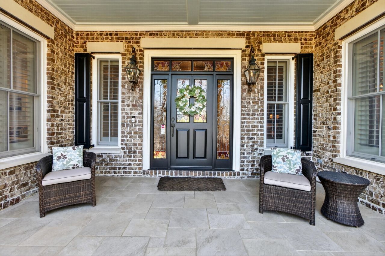 75 Delahow Street Photo 5