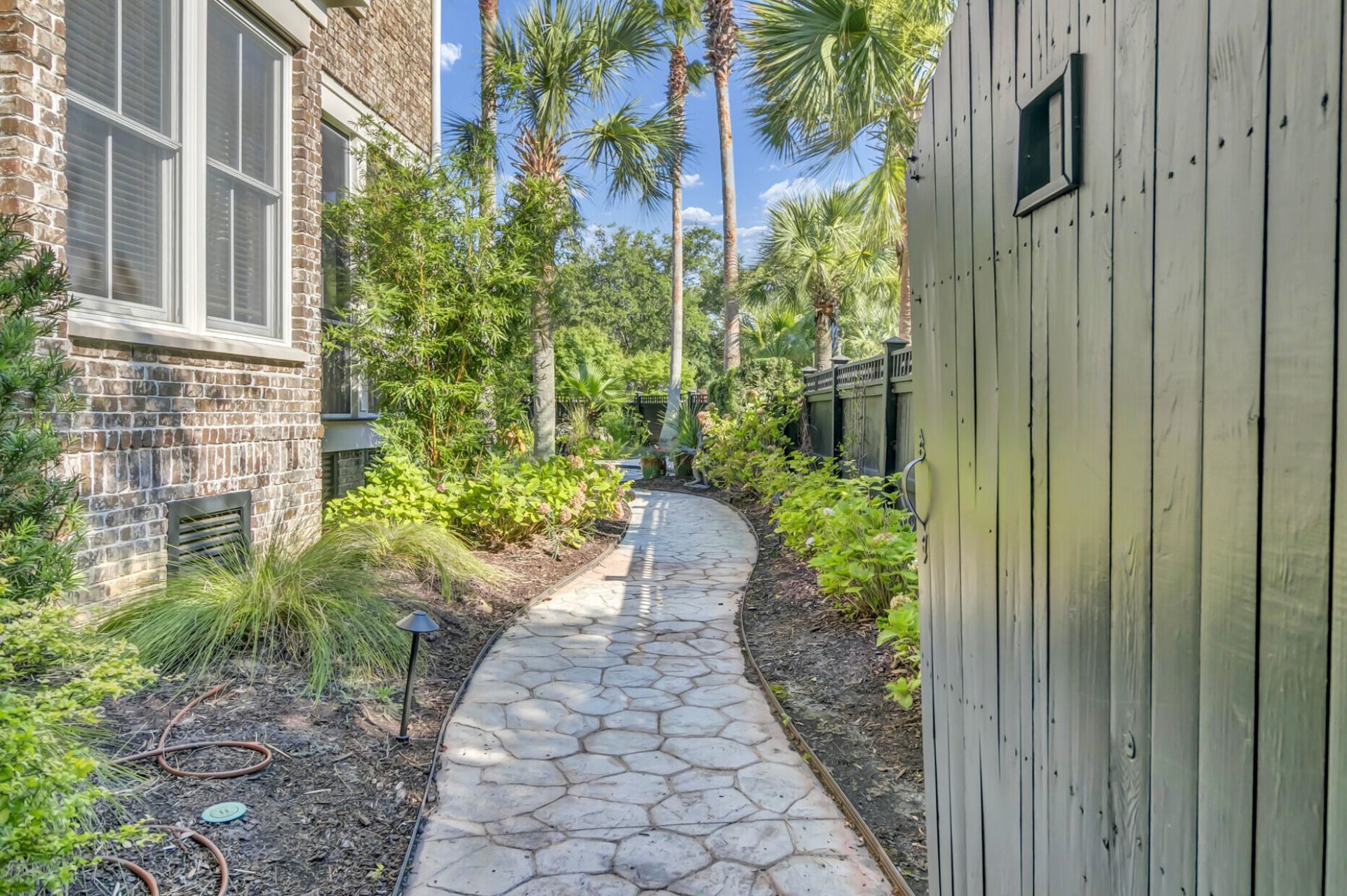 75 Delahow Street Photo 61