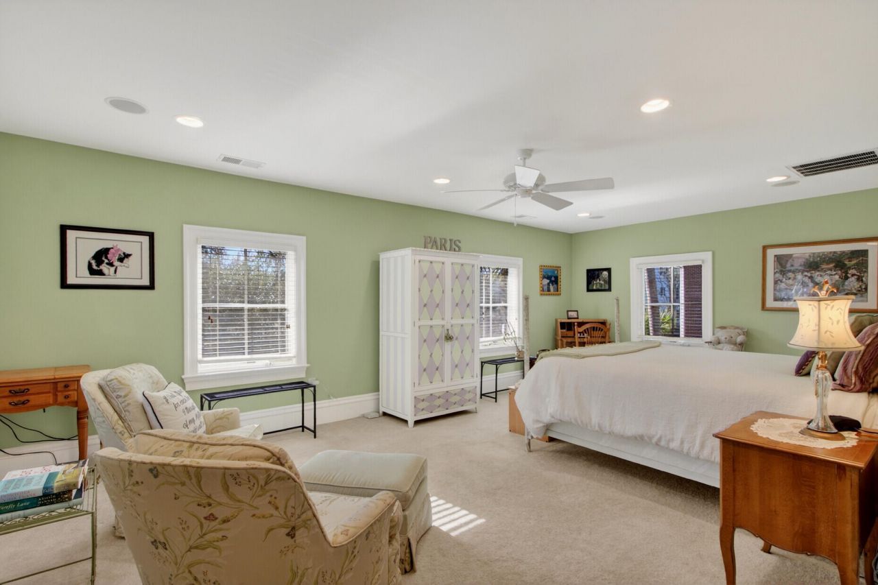 75 Delahow Street Photo 65