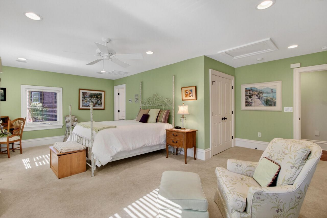 75 Delahow Street Photo 66