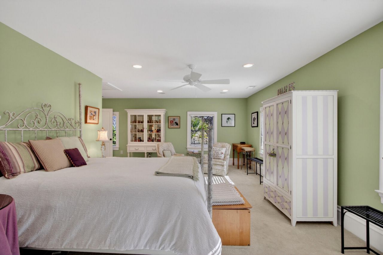 75 Delahow Street Photo 68