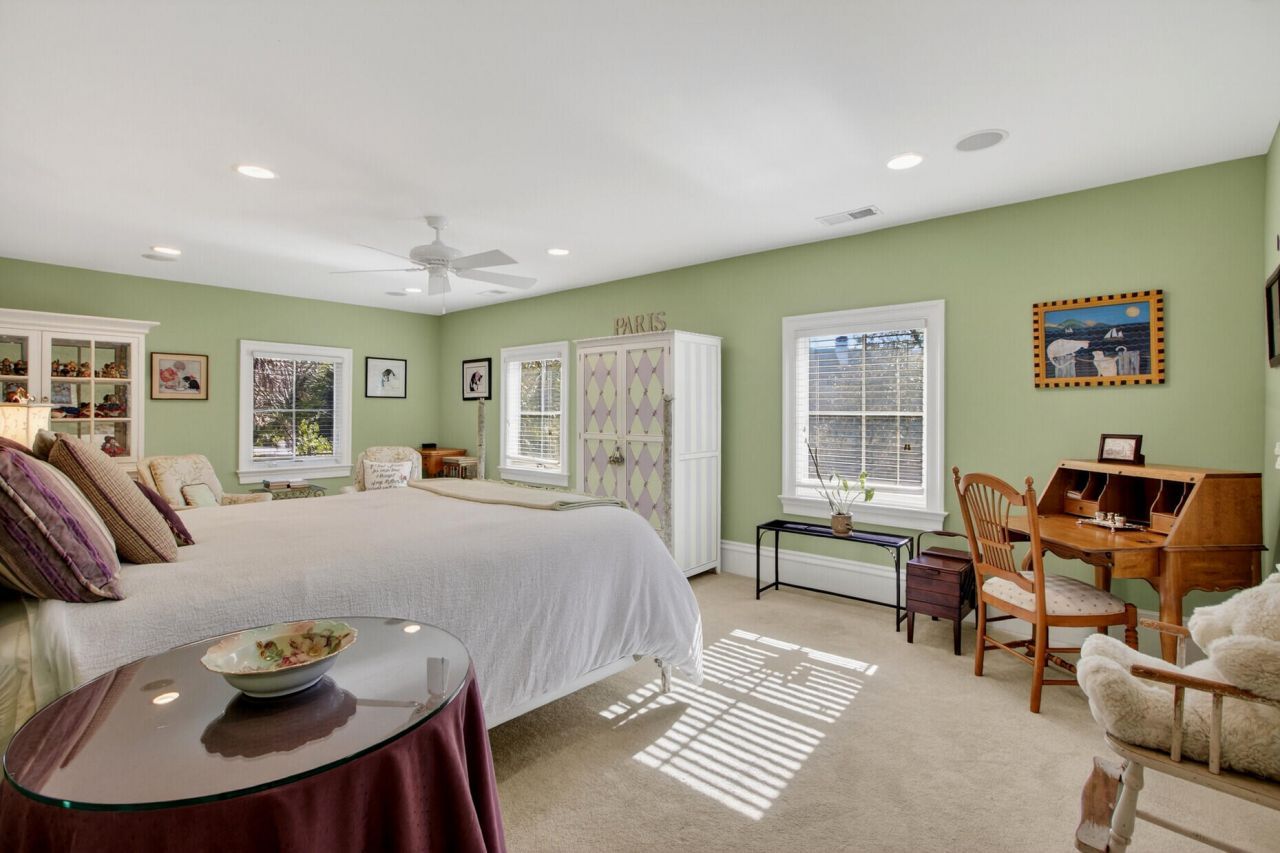 75 Delahow Street Photo 69