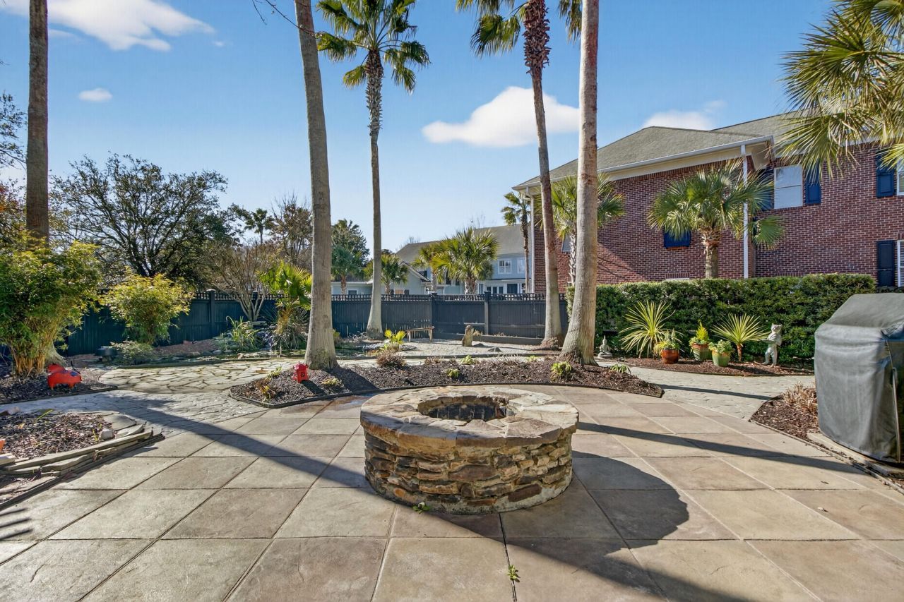 75 Delahow Street Photo 72