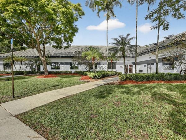 1007 Shotgun Rd, Sunrise, FL 33326