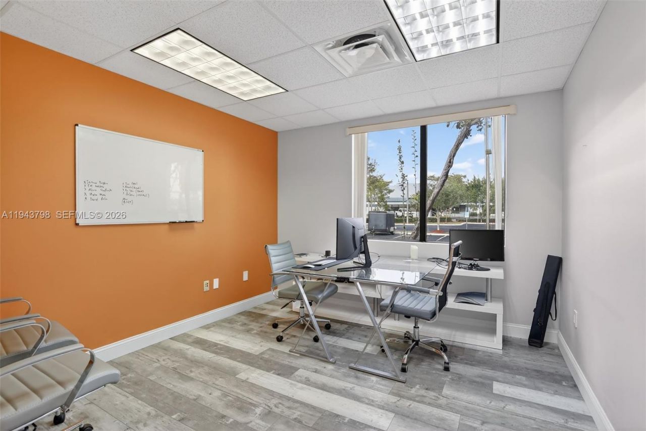 1007 Shotgun Rd, Sunrise, FL 33326 Photo