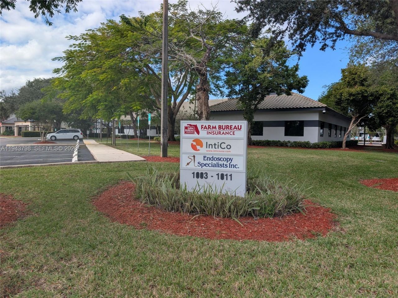 1007 Shotgun Rd, Sunrise, FL 33326 Photo