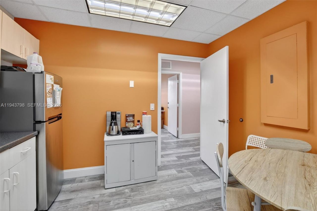 1007 Shotgun Rd, Sunrise, FL 33326 Photo