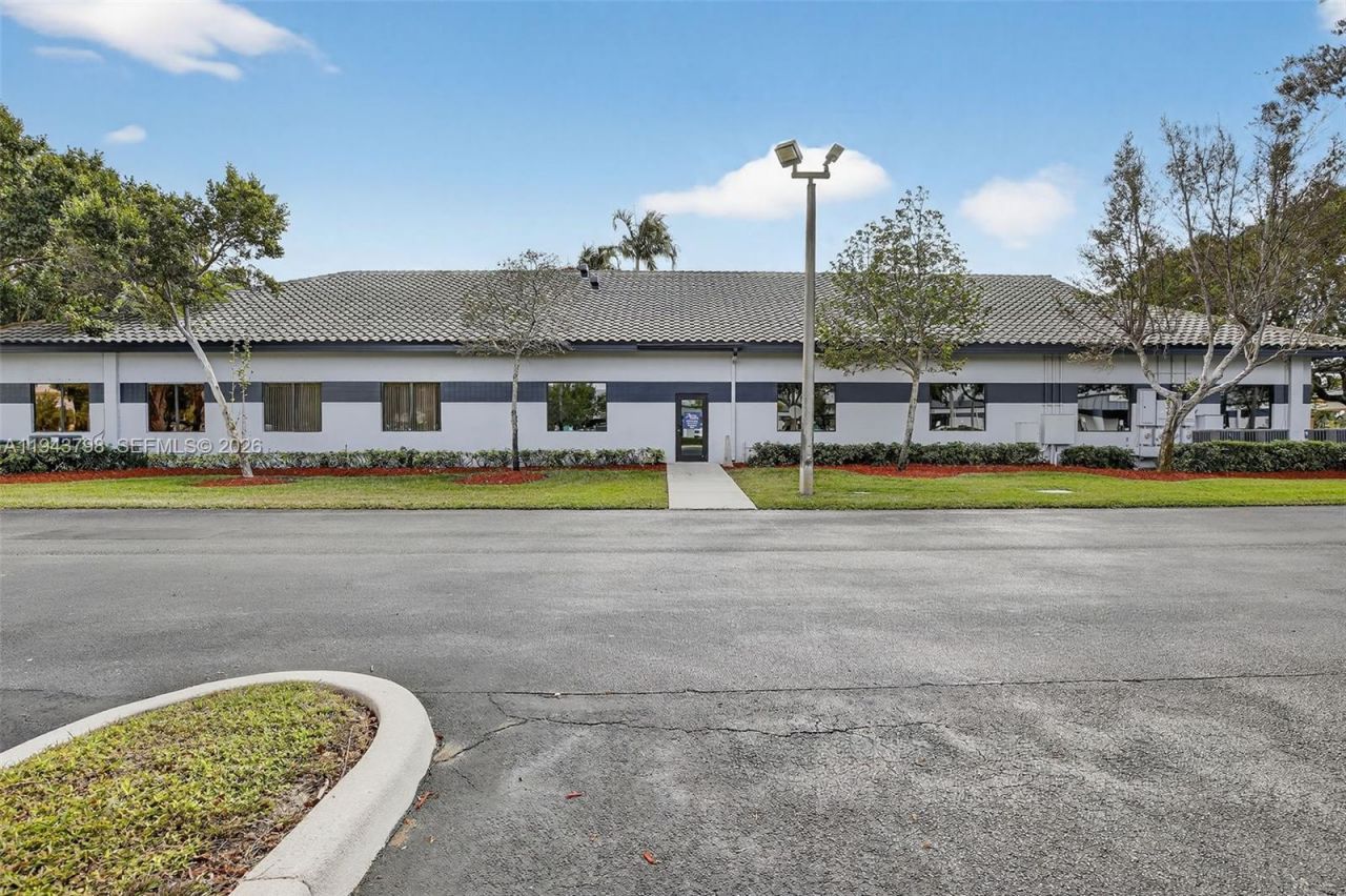 1007 Shotgun Rd, Sunrise, FL 33326 Photo