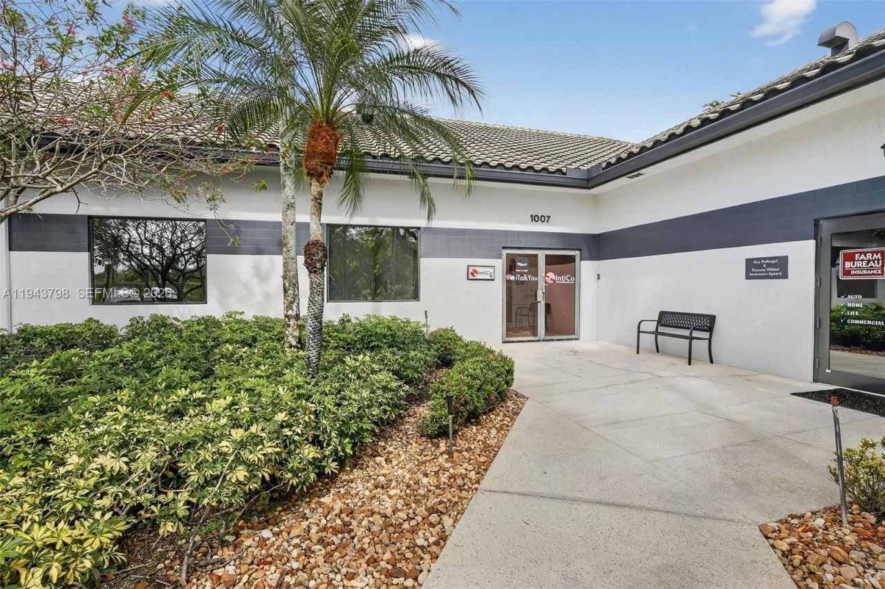 1007 Shotgun Rd, Sunrise, FL 33326 Photo