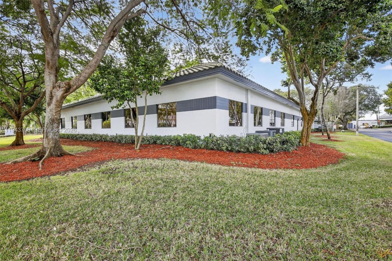 1007 Shotgun Rd, Sunrise, FL 33326 Photo