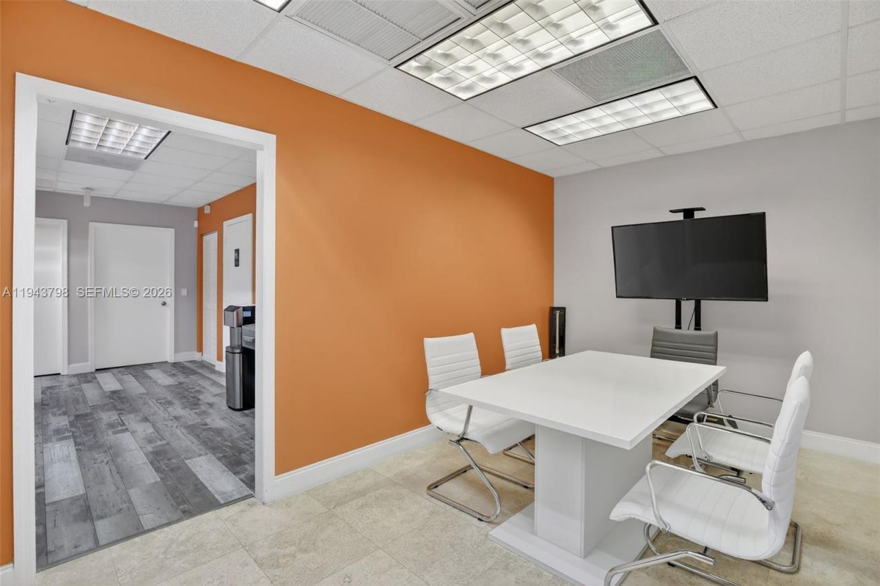 1007 Shotgun Rd, Sunrise, FL 33326 Photo