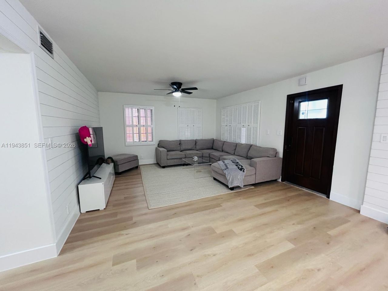 6330 SW 34th St , Miami, FL 33155 Photo