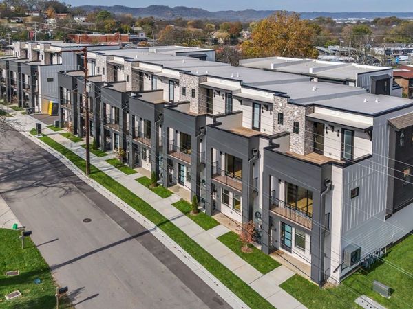 824G Watts Ln, Nashville, TN 37209