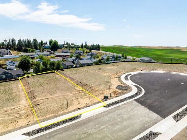 1024 Steptoe View Ln, Cheney, WA 99004