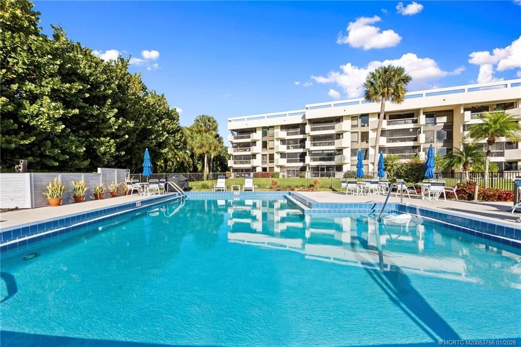 625 NW North River Drive, Unit 205, Stuart, FL 34994 Photo