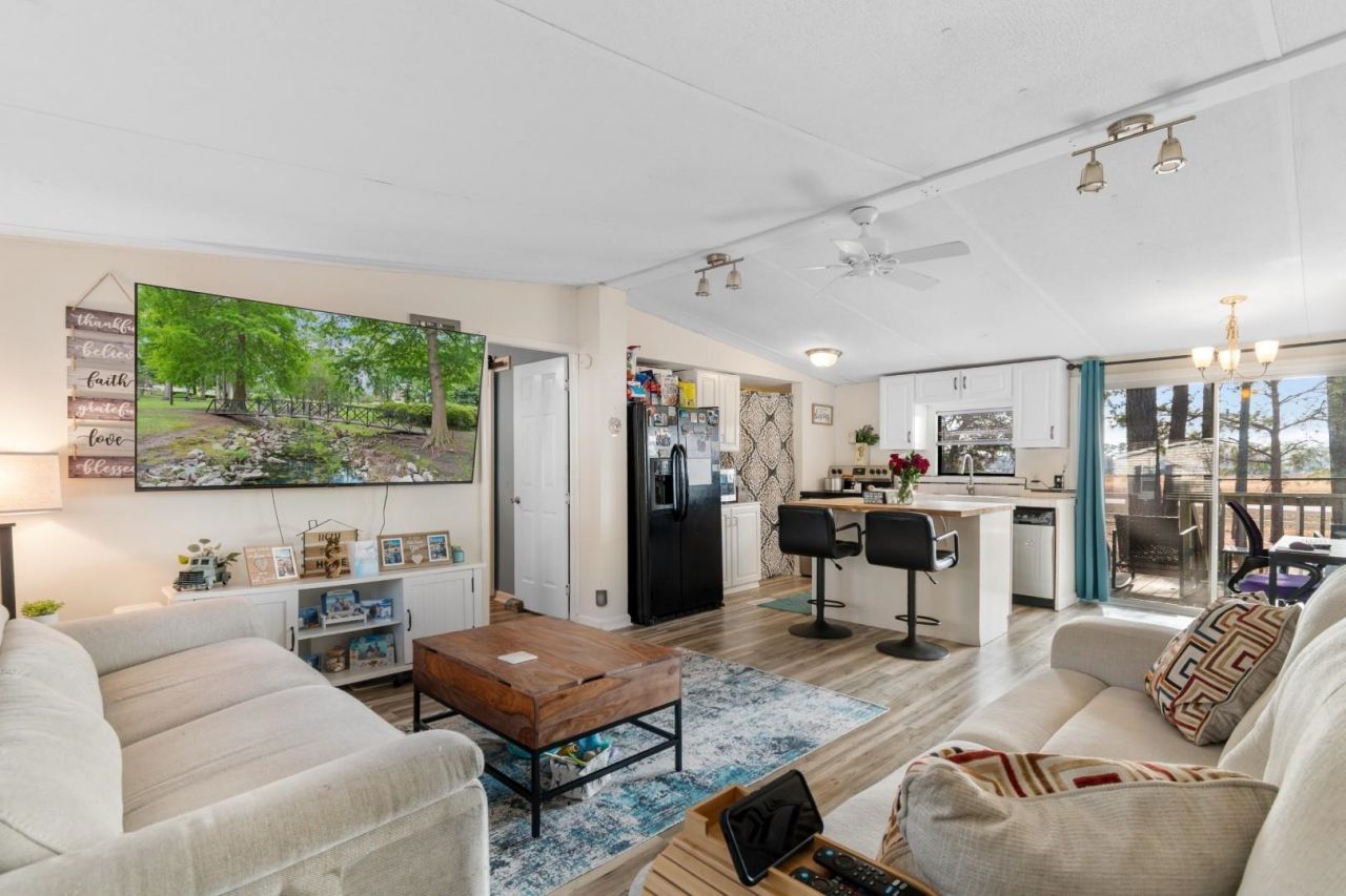 876 Old Magnolia Dr. Photo 13