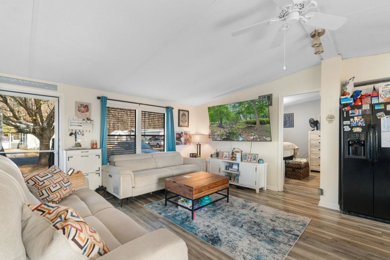 876 Old Magnolia Dr. Photo 14