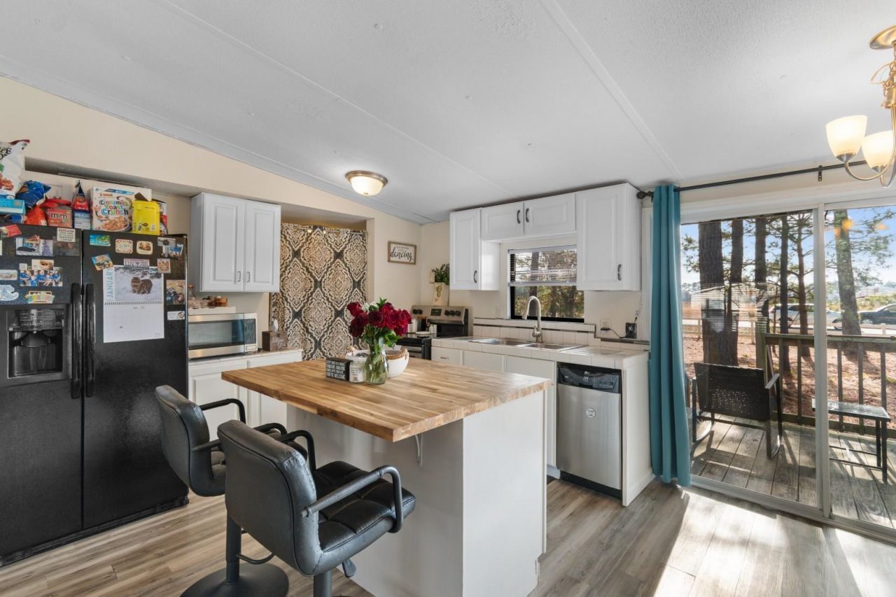 876 Old Magnolia Dr. Photo 7