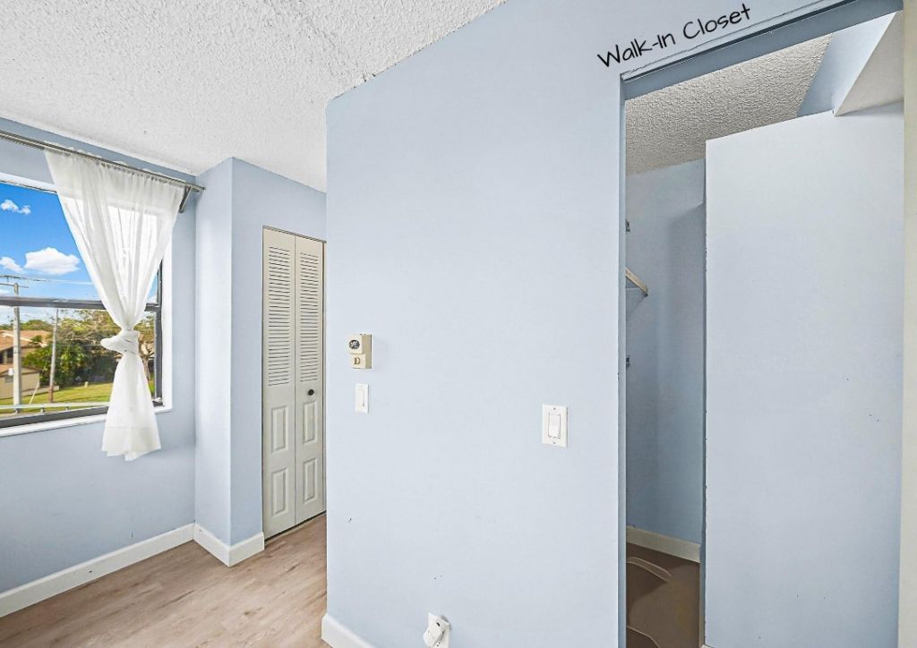 10466 Sunrise Lakes Boulevard, Unit 312, Sunrise, FL 33322 Photo