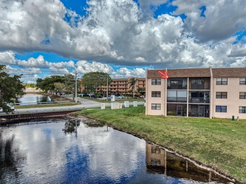 10466 Sunrise Lakes Boulevard, Unit 312, Sunrise, FL 33322 Photo