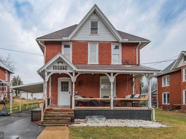 19 S CHESTNUT STREET, MILL HALL, PA 17751