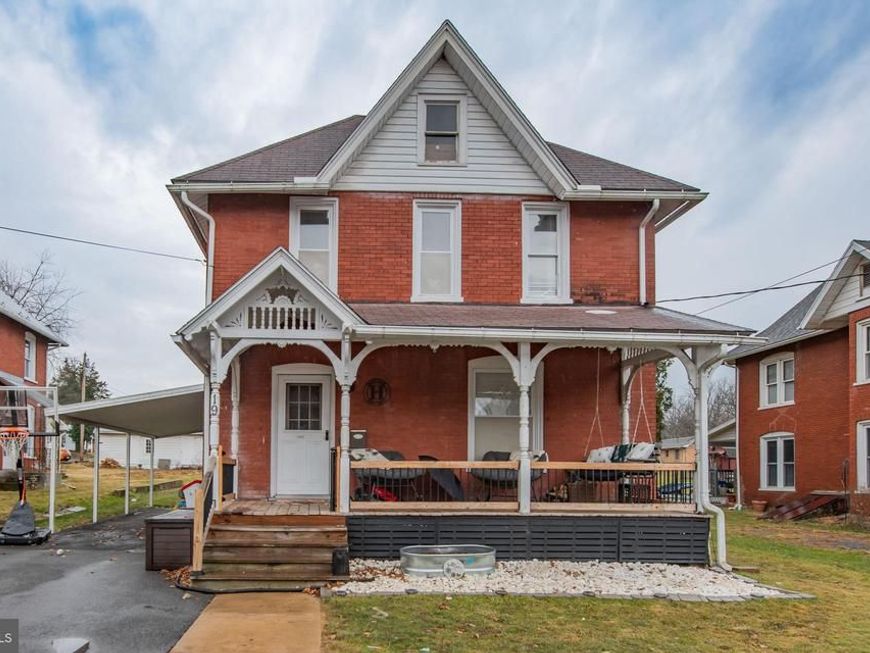 19 S Chestnut Street, Mill Hall, PA 17751 Main Photo