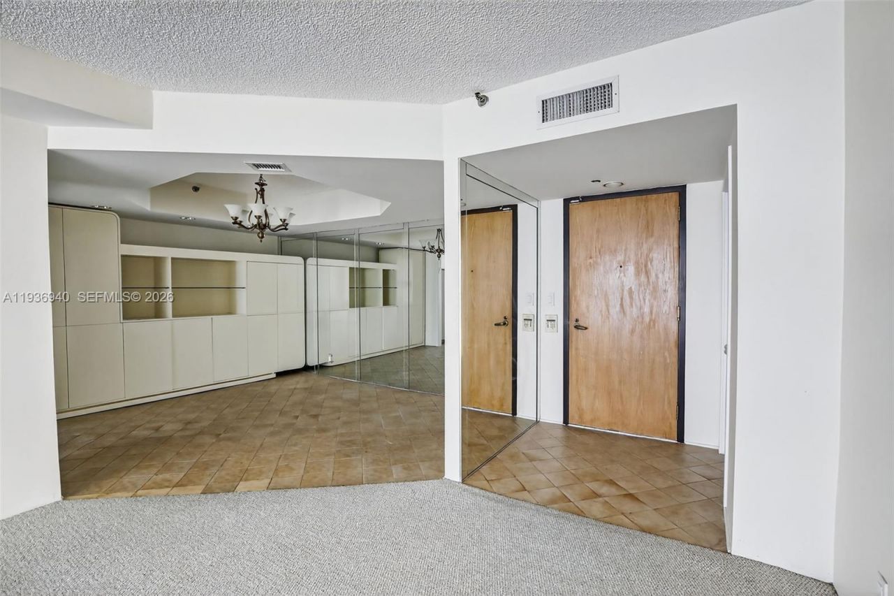 19707 Turnberry Way, Unit 7F, Aventura, FL 33180 Photo