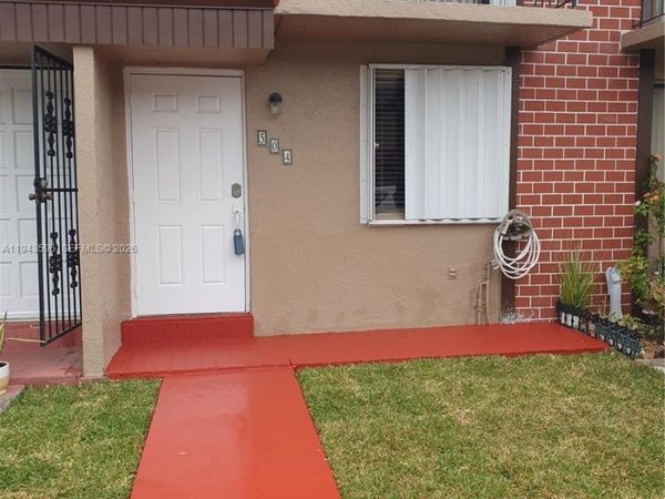 1921 SW 107th Ave, Unit 504, Miami, FL 33165