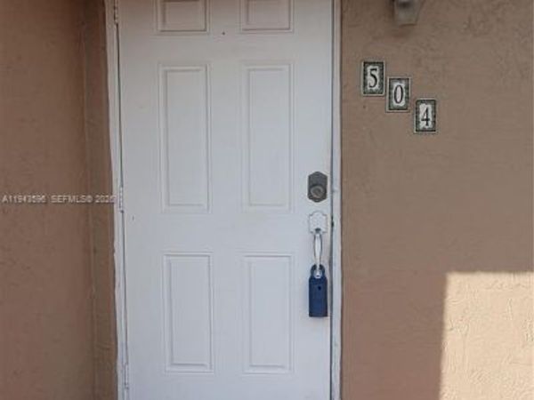 1921 SW 107th Ave, Unit 504, Miami, FL 33165