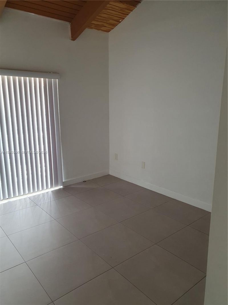 1921 SW 107th Ave, Unit 504, Miami, FL 33165 Photo