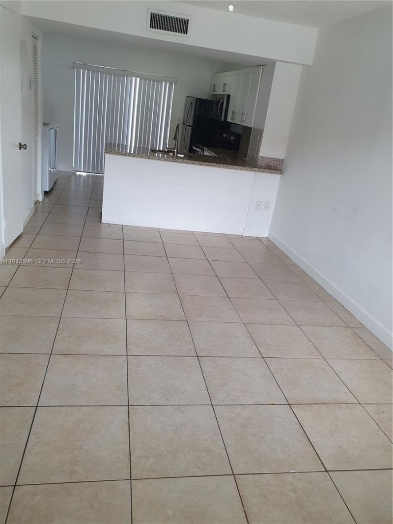 1921 SW 107th Ave, Unit 504, Miami, FL 33165 Photo