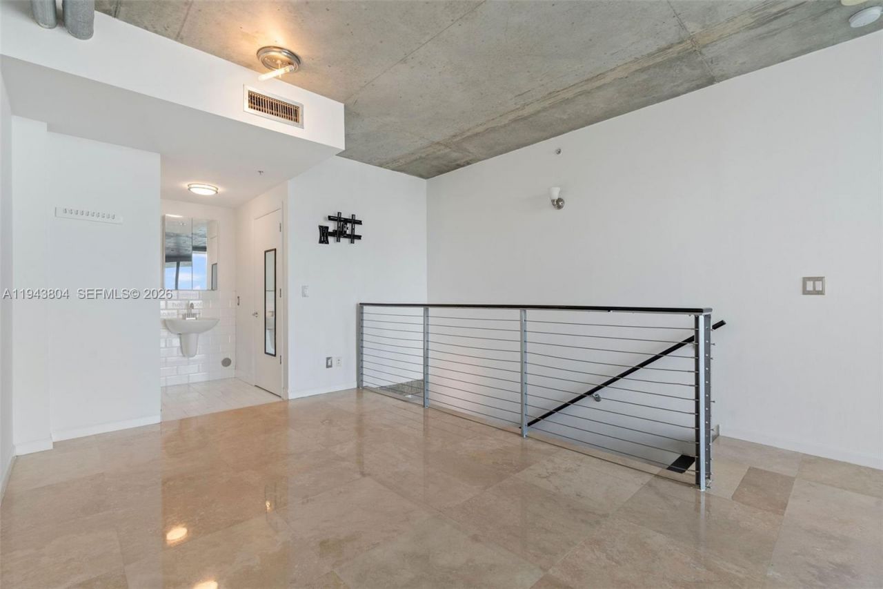 690 SW 1st Ct, Unit 1517, Miami, FL 33130 Photo