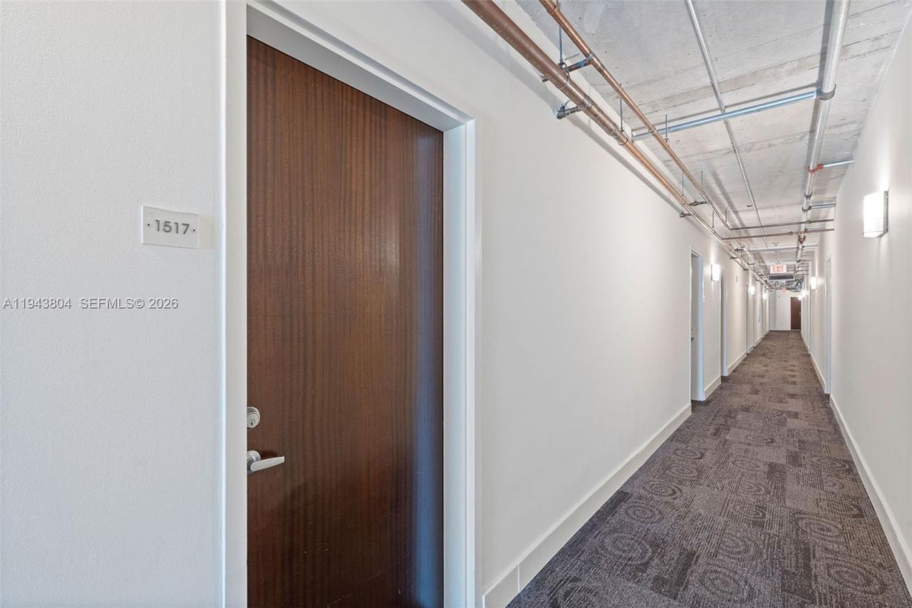 690 SW 1st Ct, Unit 1517, Miami, FL 33130 Photo