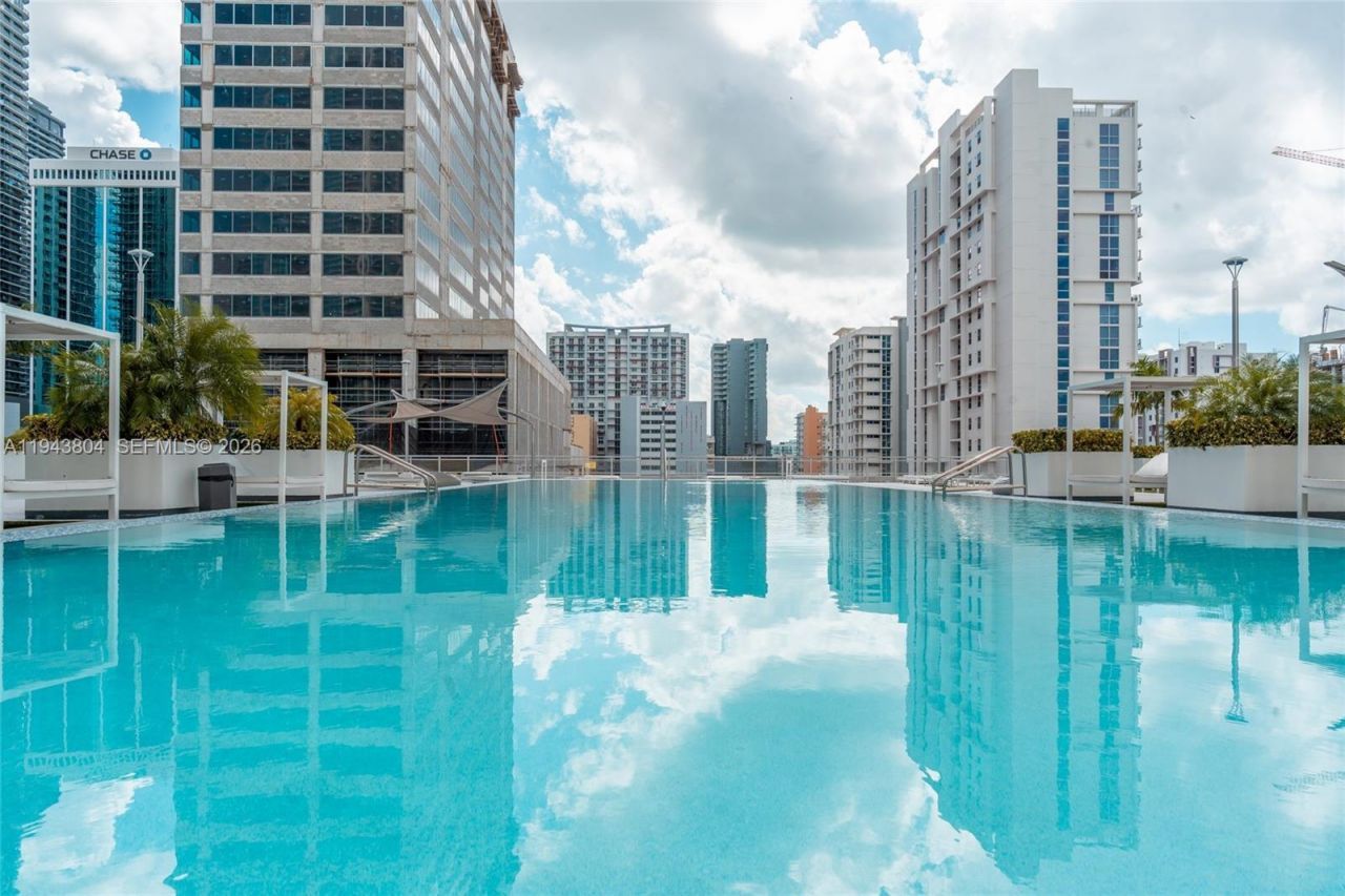 690 SW 1st Ct, Unit 1517, Miami, FL 33130 Photo