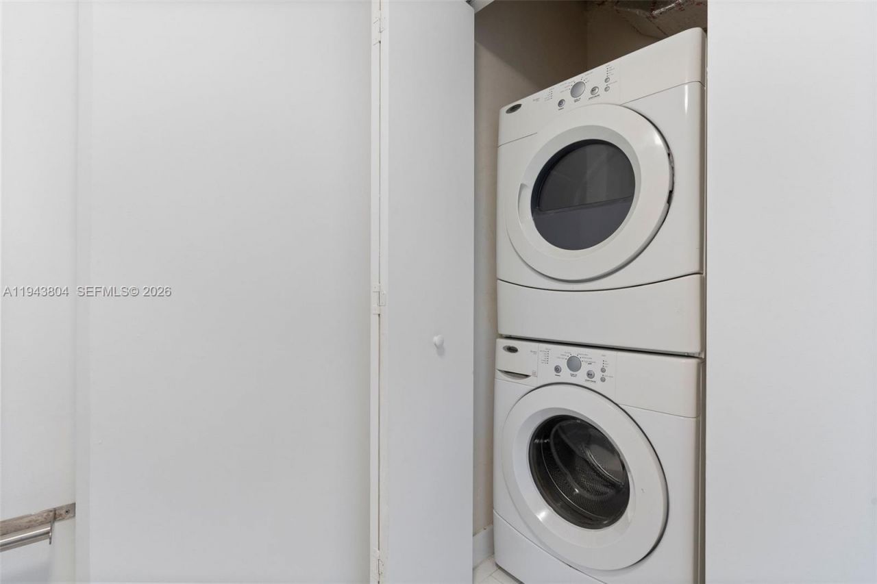 690 SW 1st Ct, Unit 1517, Miami, FL 33130 Photo